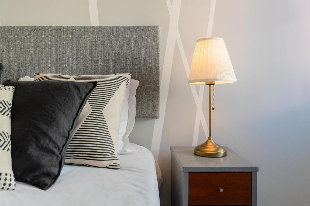 Designer Flats In Lapa By Lovelystay Lisbona Esterno foto