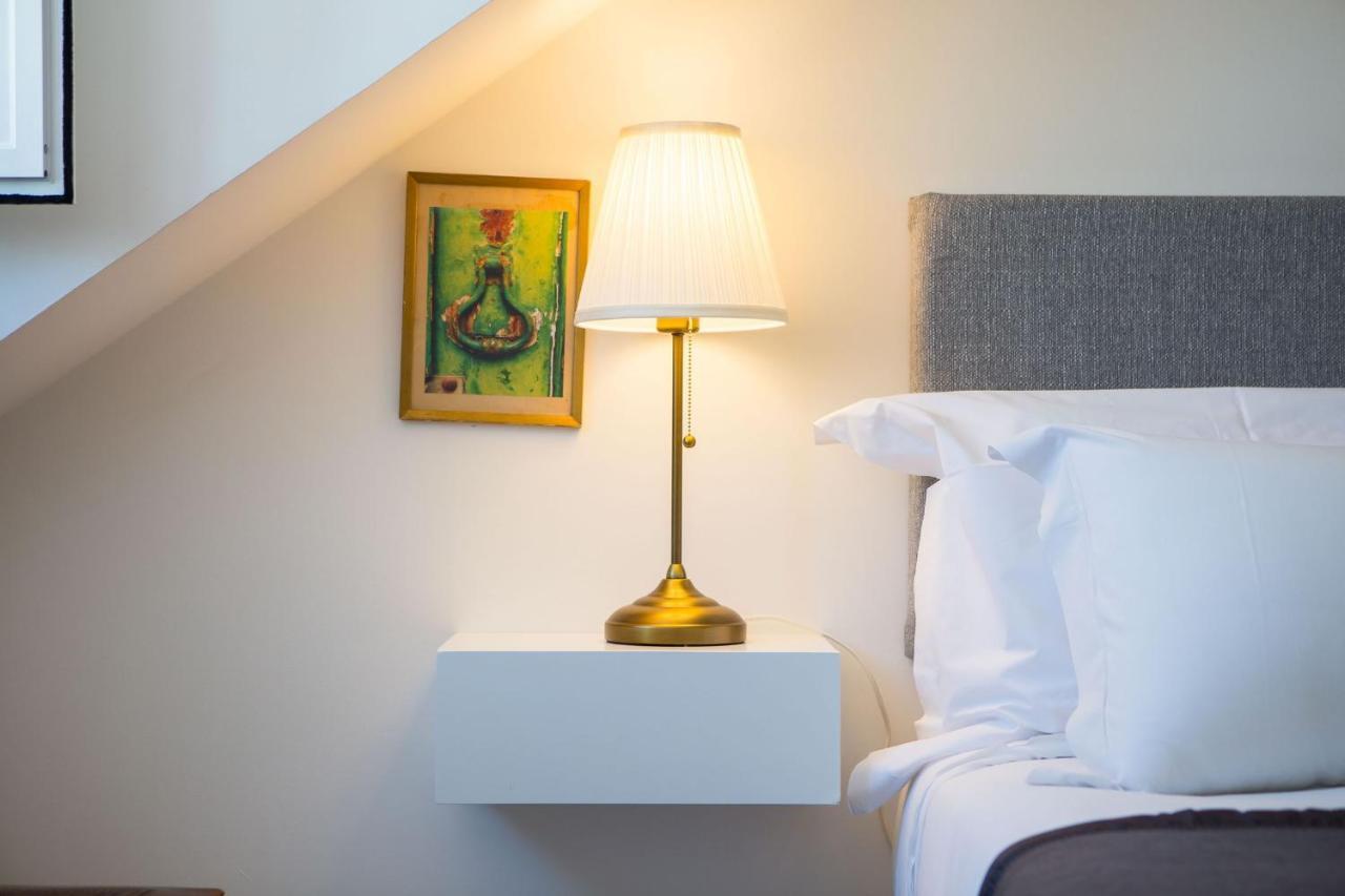 Designer Flats In Lapa By Lovelystay Lisbona Esterno foto
