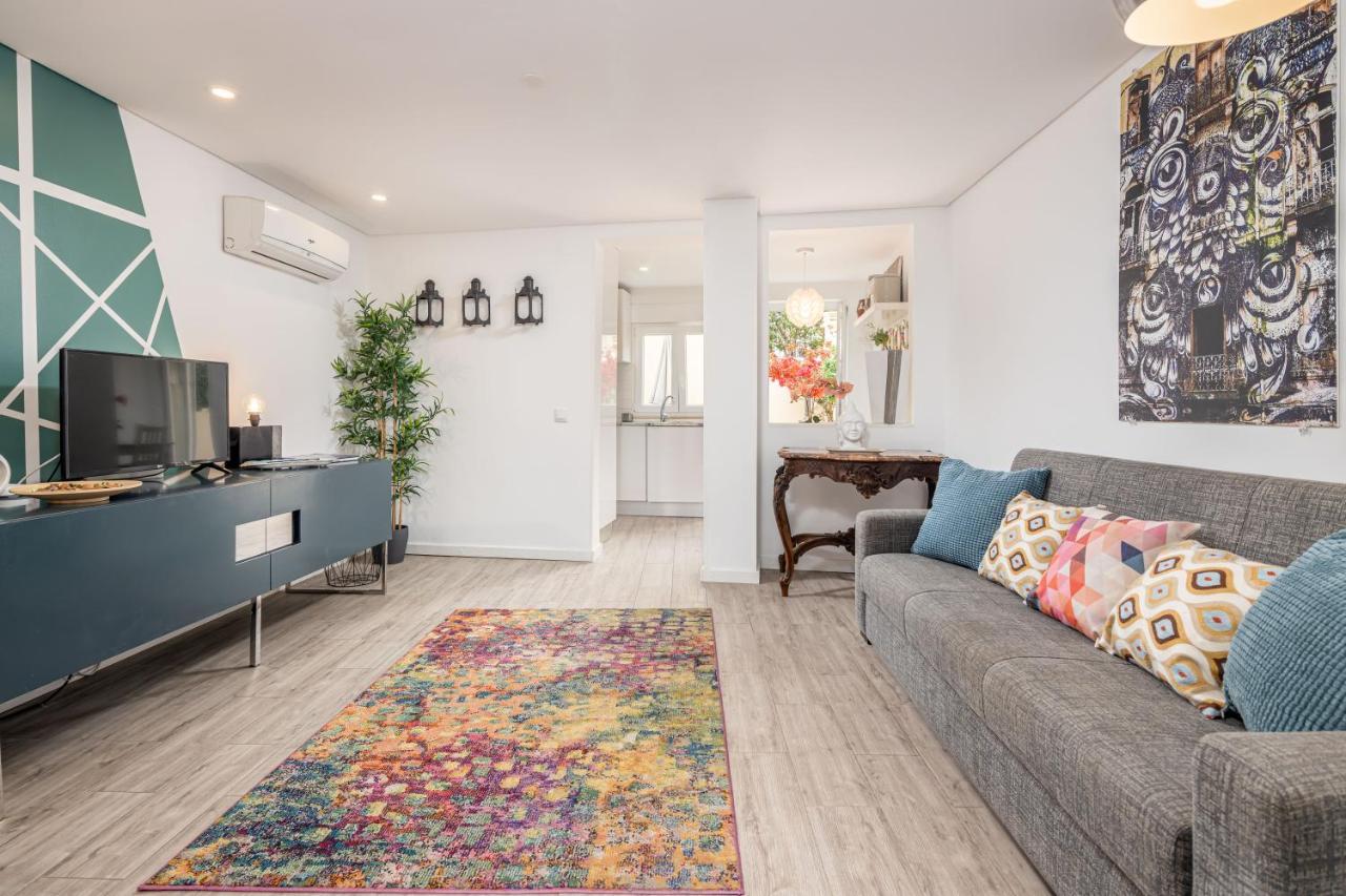 Designer Flats In Lapa By Lovelystay Lisbona Esterno foto