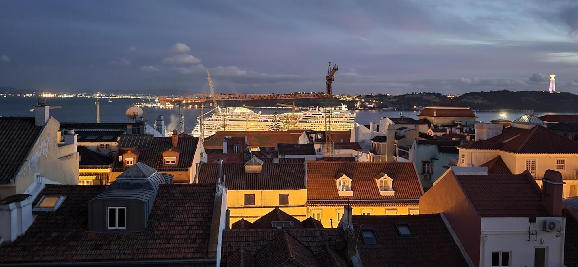 Designer Flats In Lapa By Lovelystay Lisbona Esterno foto